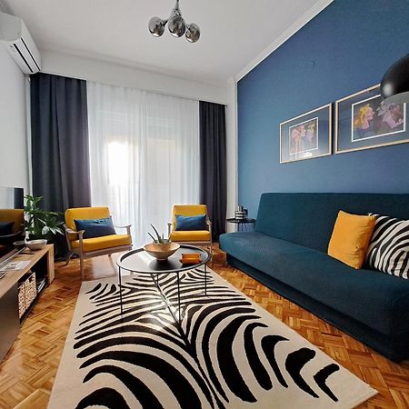 Stylish City Center Apartment Serres Bagian luar foto