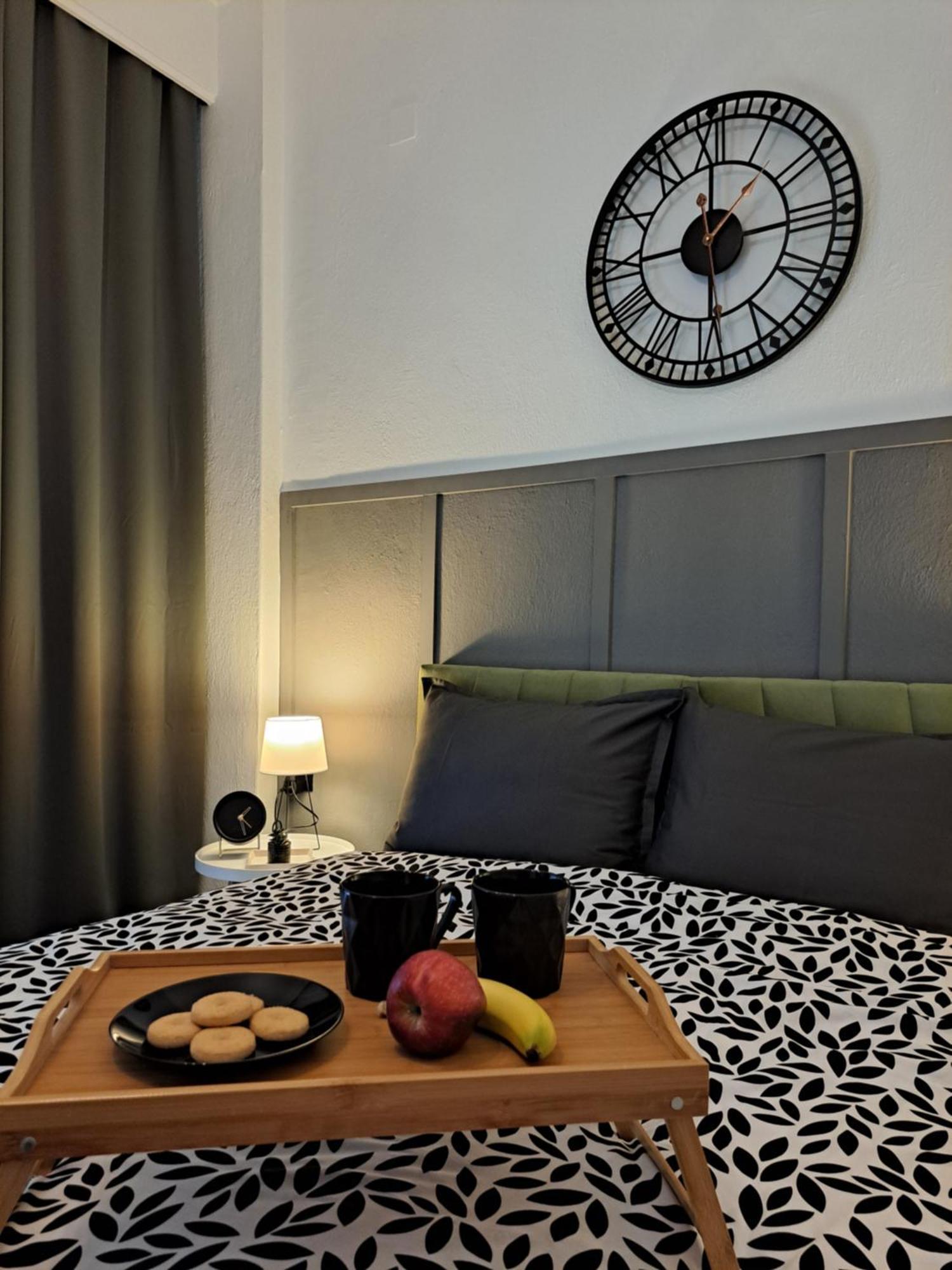 Stylish City Center Apartment Serres Bagian luar foto
