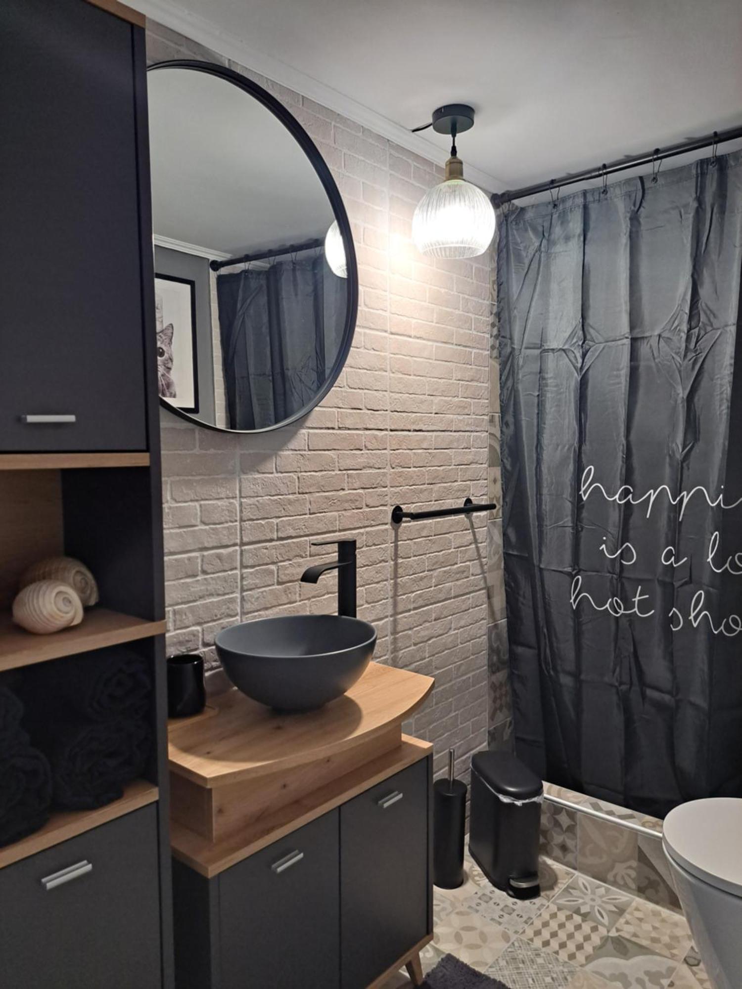 Stylish City Center Apartment Serres Bagian luar foto