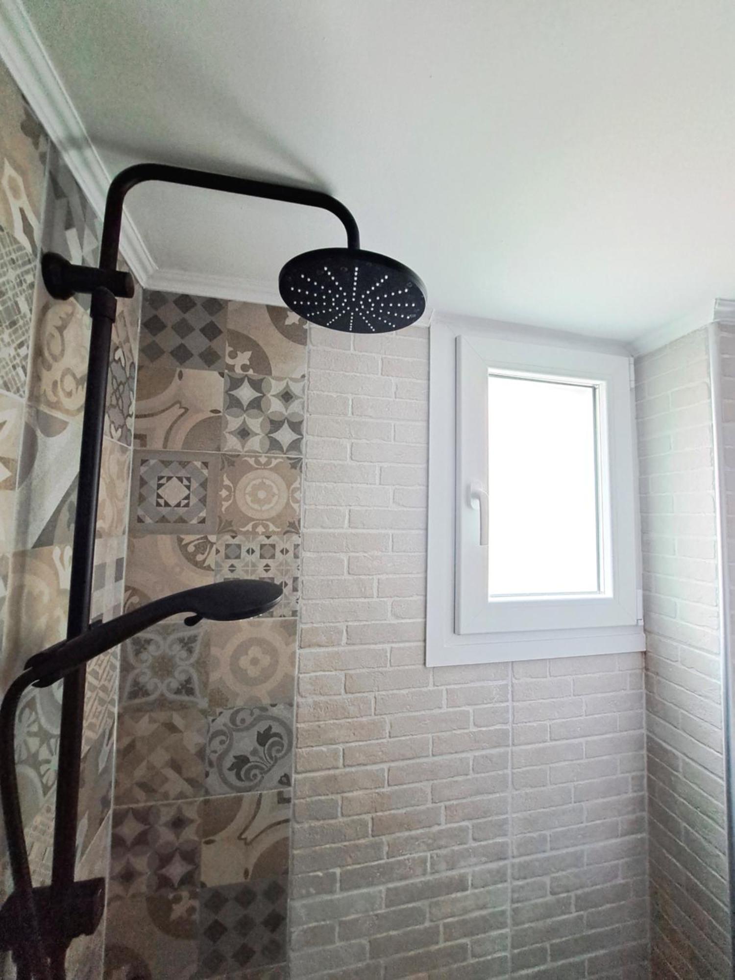 Stylish City Center Apartment Serres Bagian luar foto